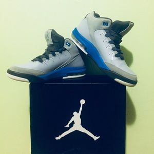 Jordan Flight SIZE: 5.5
